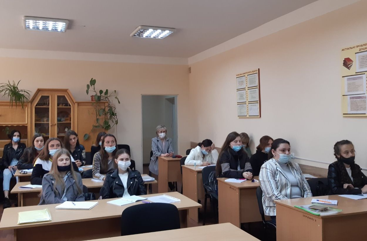 Студенти Мукачівського університету під час гостьової лекції. 